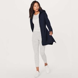 Lululemon Rain Haven Jacket Insulated
Midnight Navy size 4